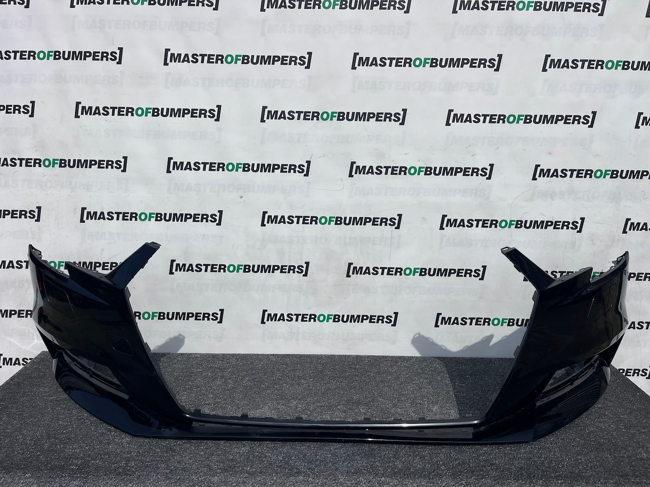 Audi A3 Se Hatchback 8v Lift 2016-2019 Front Bumper No Pdc Genuine [a980]
