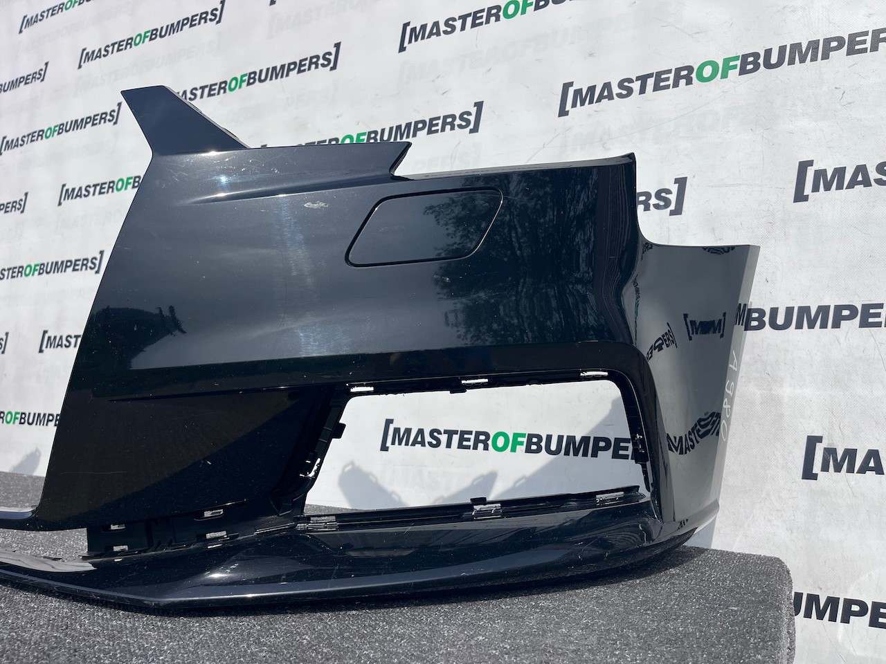 Audi A3 Se Hatchback 8v Lift 2016-2019 Front Bumper No Pdc Genuine [a980]