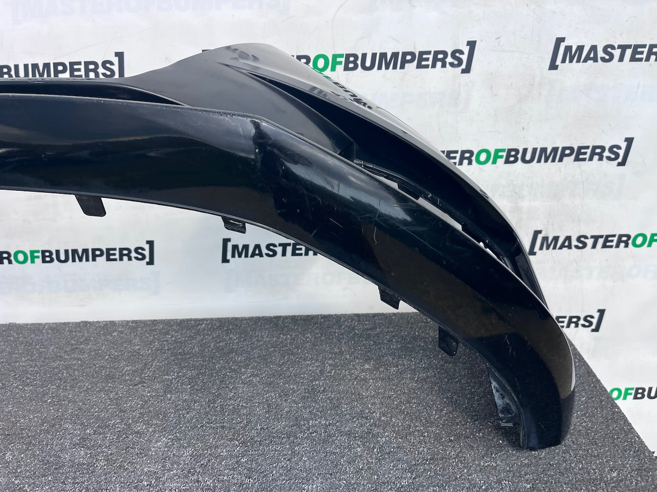 Audi A3 Se 8v Lift Hatchback 2016-2019 Front Bumper No Pdc Jets Genuine [a986]
