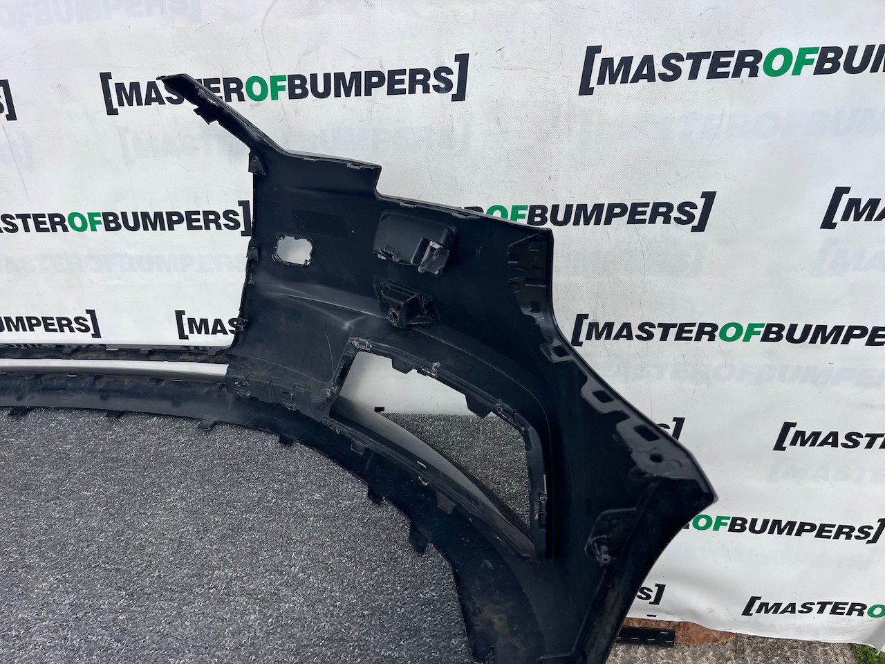 Audi A3 Se 8v Lift Hatchback 2016-2019 Front Bumper No Pdc Jets Genuine [a986]