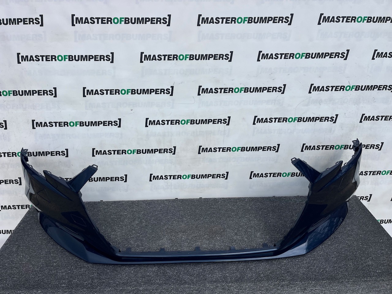 Audi A3 Se 8v Lift Hatchback 2016-2019 Front Bumper No Pdc Jets Genuine [a987]