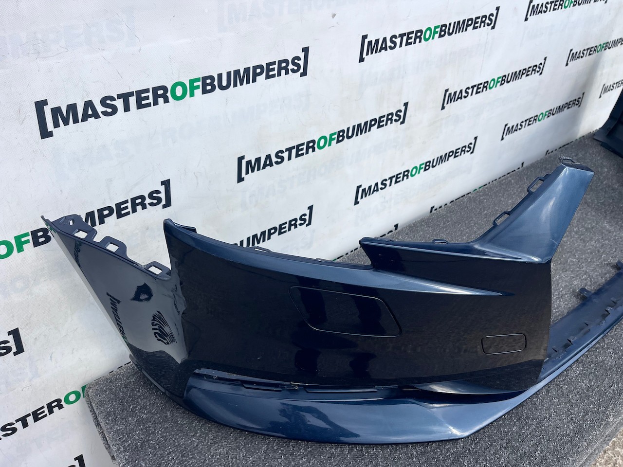 Audi A3 Se 8v Lift Hatchback 2016-2019 Front Bumper No Pdc Jets Genuine [a987]