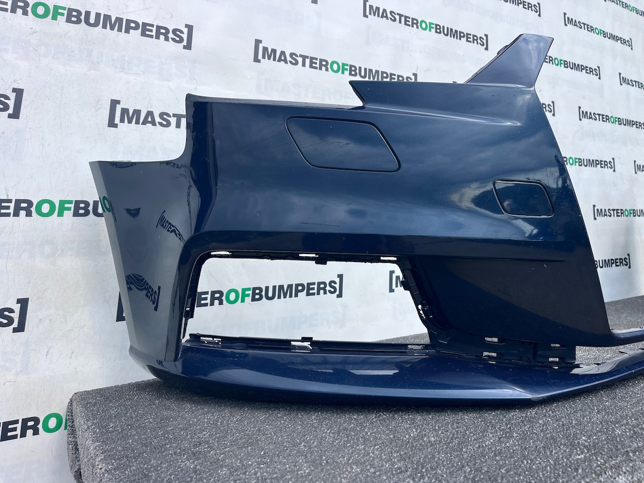 Audi A3 Se 8v Lift Hatchback 2016-2019 Front Bumper No Pdc Jets Genuine [a987]