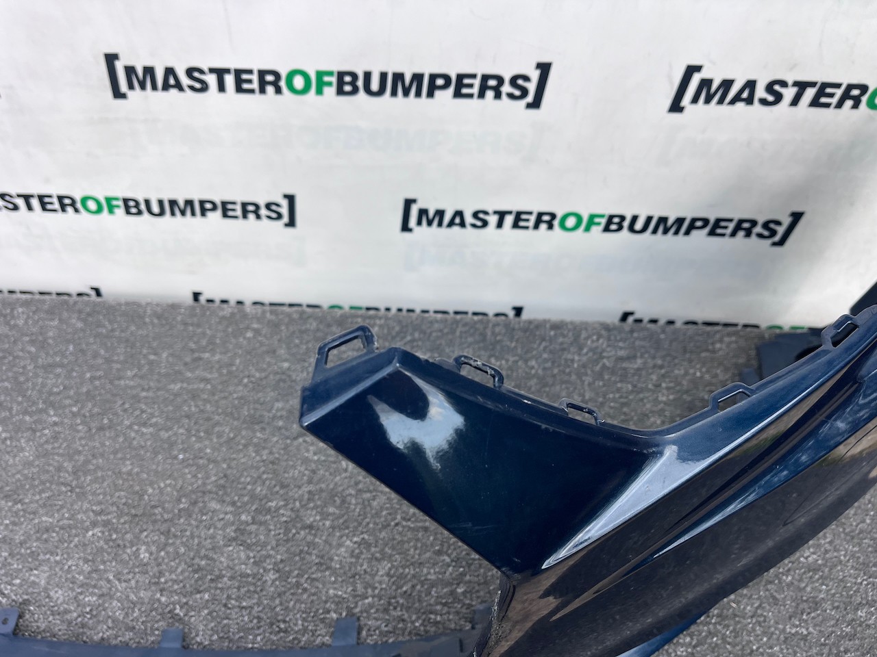 Audi A3 Se 8v Lift Hatchback 2016-2019 Front Bumper No Pdc Jets Genuine [a987]