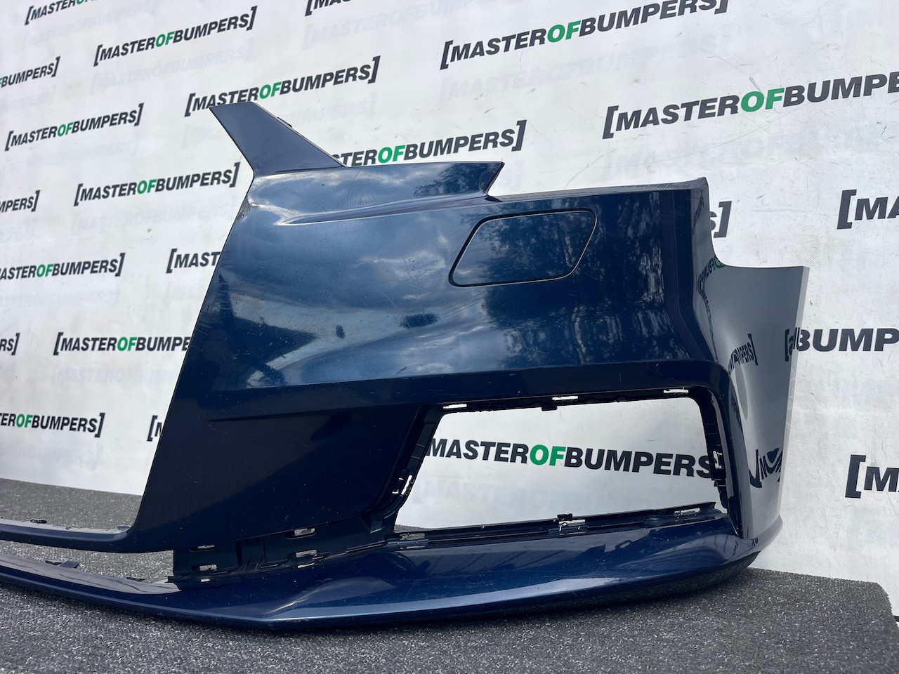 Audi A3 Se 8v Lift Hatchback 2016-2019 Front Bumper No Pdc Jets Genuine [a987]
