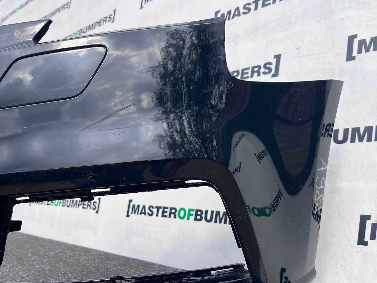 Audi A3 Se 8v Lift Hatchback 2016-2019 Front Bumper No Pdc Jets Genuine [a988]