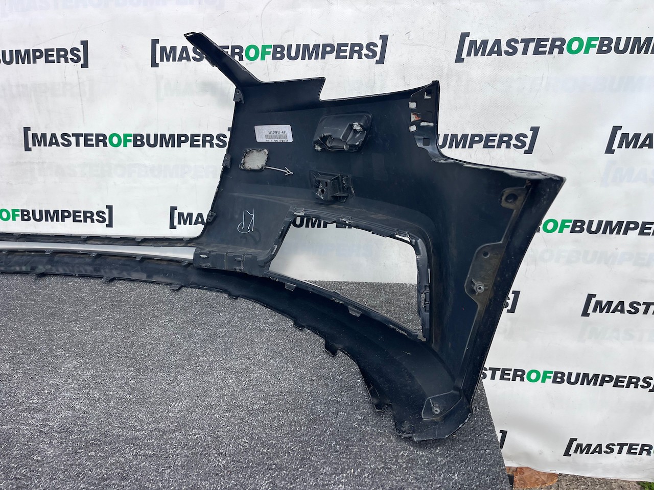 Audi A3 Se 8v Lift Hatchback 2016-2019 Front Bumper No Pdc Jets Genuine [a988]