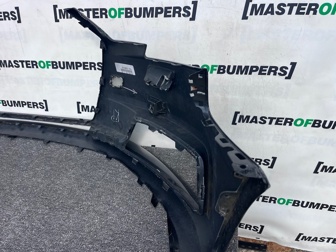 Audi A3 Se 8v Lift Hatchback 2016-2019 Front Bumper No Pdc Jets Genuine [a988]