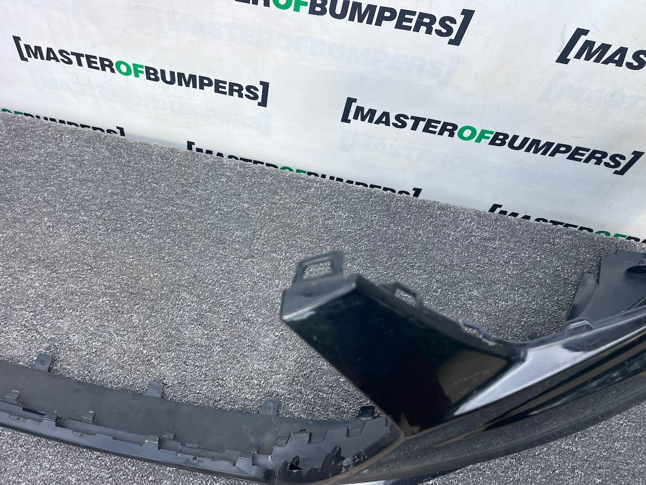 Audi A3 Se 8v Lift Hatchback 2016-2019 Front Bumper No Pdc Jets Genuine [a988]