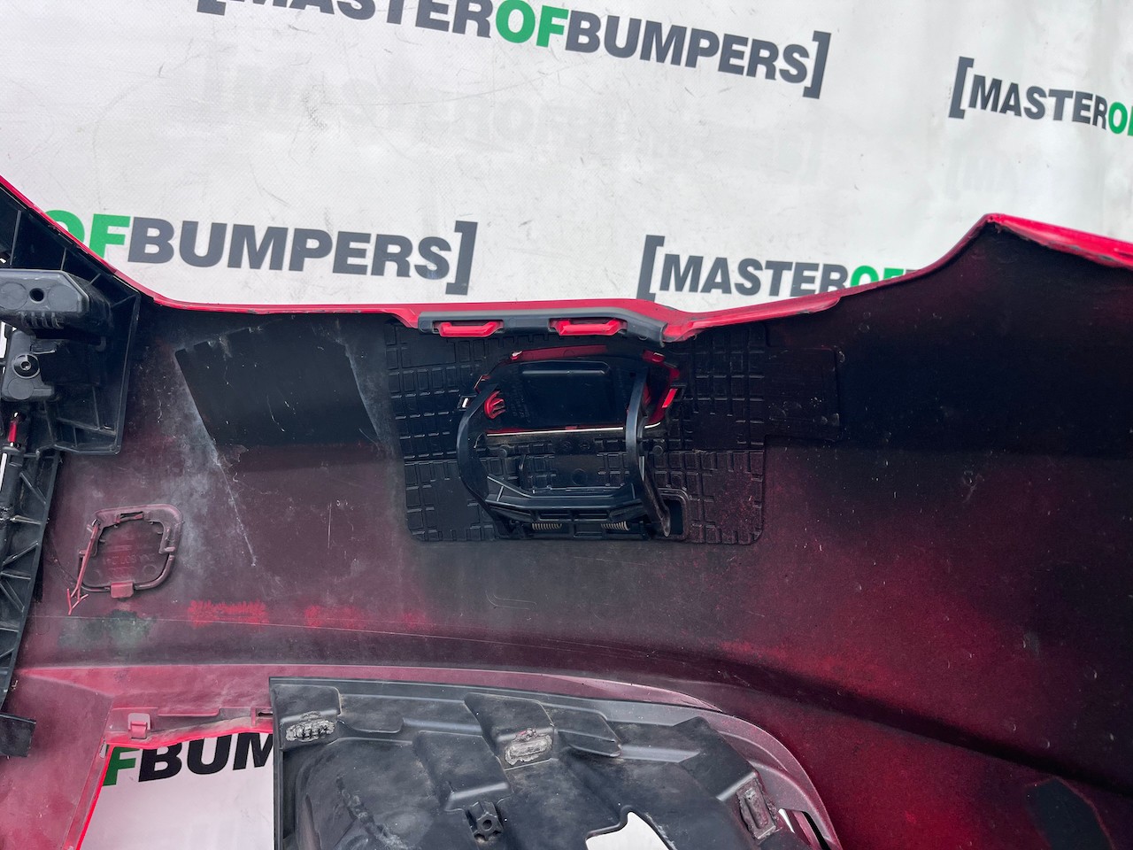 Audi A1 S-line Hatchback Lift 2015-2018 Front Bumper No Pdc Jets Genuine [a2]