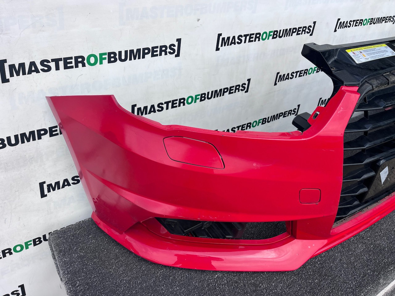 Audi A1 S-line Hatchback Lift 2015-2018 Front Bumper No Pdc Jets Genuine [a2]