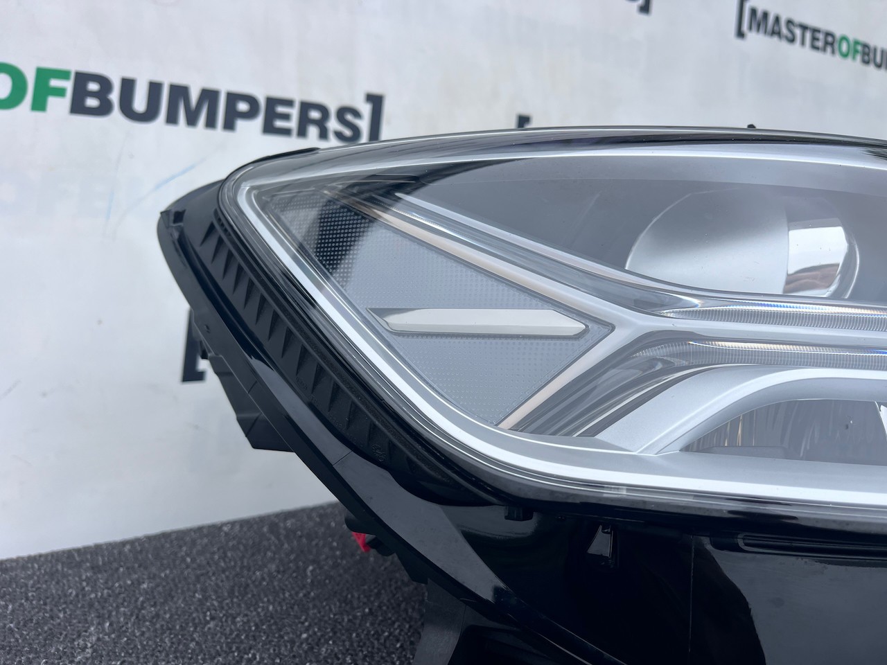 Audi Rs6 S6 A6 C7 Face Lifting 2015-2018 Matrix Headlights Rh Offside Genuine Audi Rs6 S6 A6 C7 Face Lifting 2015-2018 Matrix Headlights Rh Offside Genuine