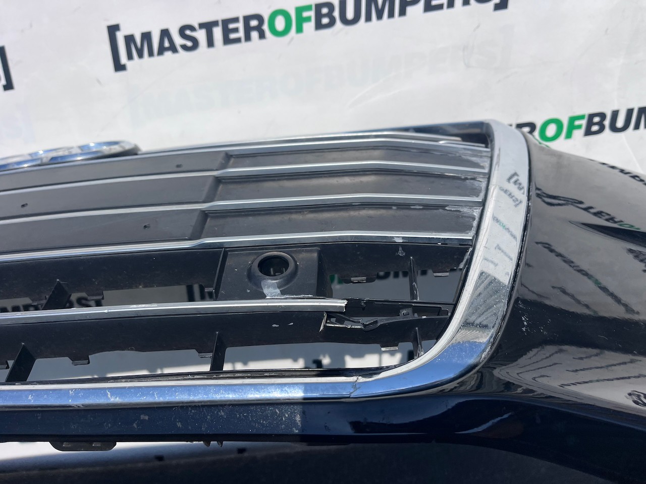 Audi A6 Se C8 Avant Saloon 2019-2023 Front Bumper 6 Pdc Genuine [a28]