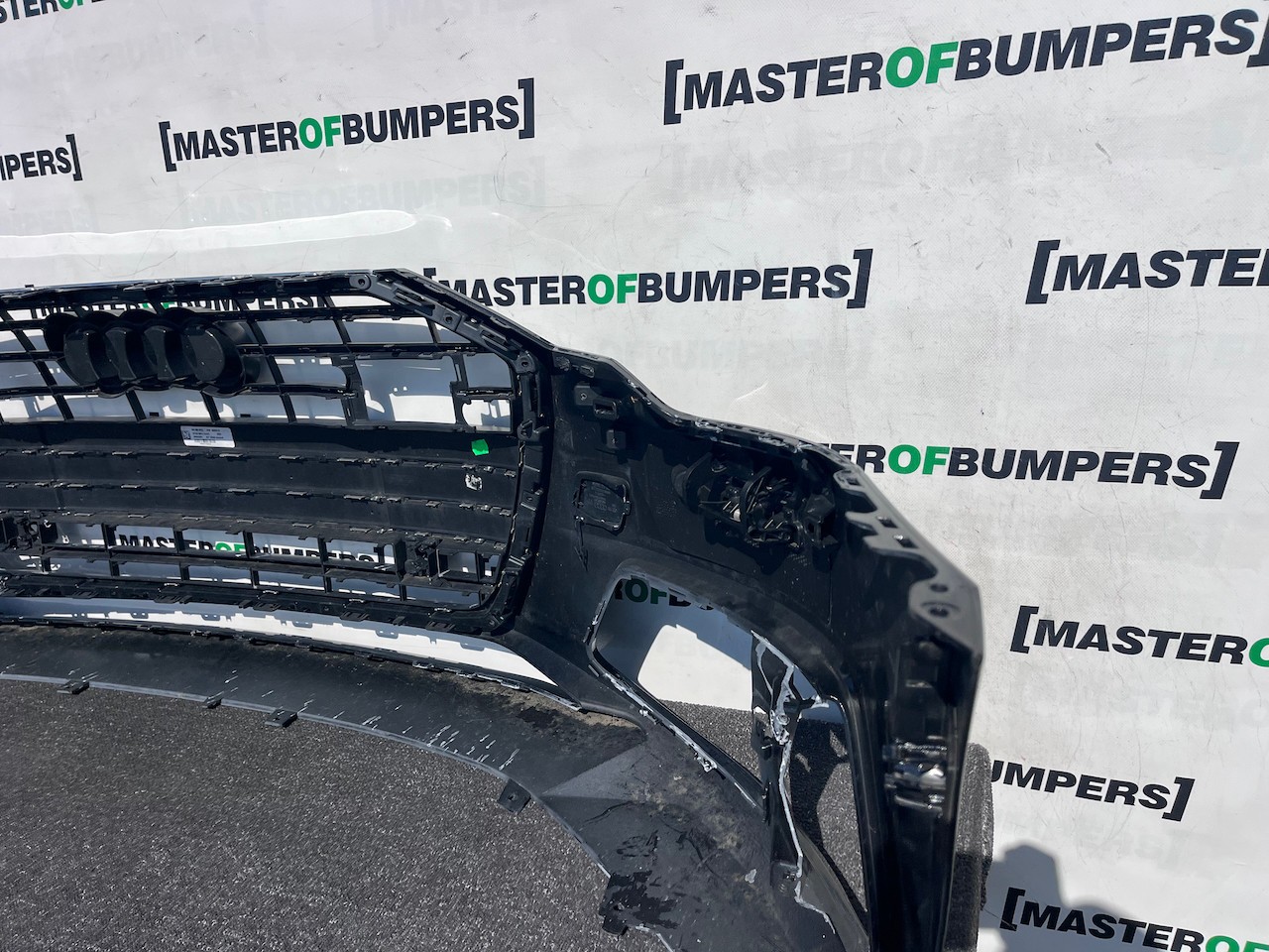 Audi A6 Se C8 Avant Saloon 2019-2023 Front Bumper 6 Pdc Genuine [a28]