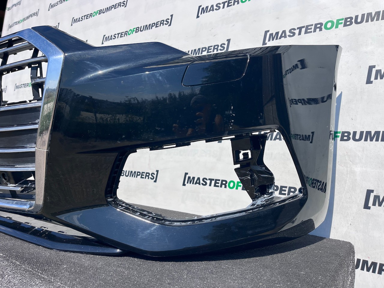 Audi A6 Se C8 Avant Saloon 2019-2023 Front Bumper 6 Pdc Genuine [a28]