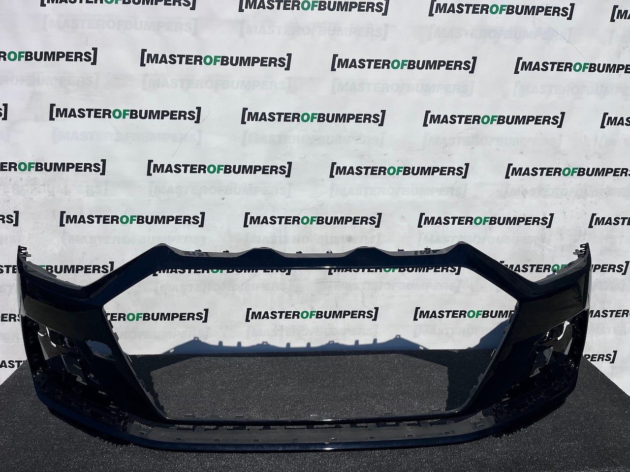 Audi A1 Technik Se Hatchback 2019-2023 Front Bumper No Jets Genuine [a44]