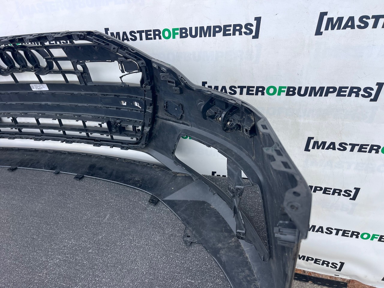 Audi A6 Se Sport C8 Saloon Estate 2019-2023 Front Bumper 6 Pdc Genuine [a54]