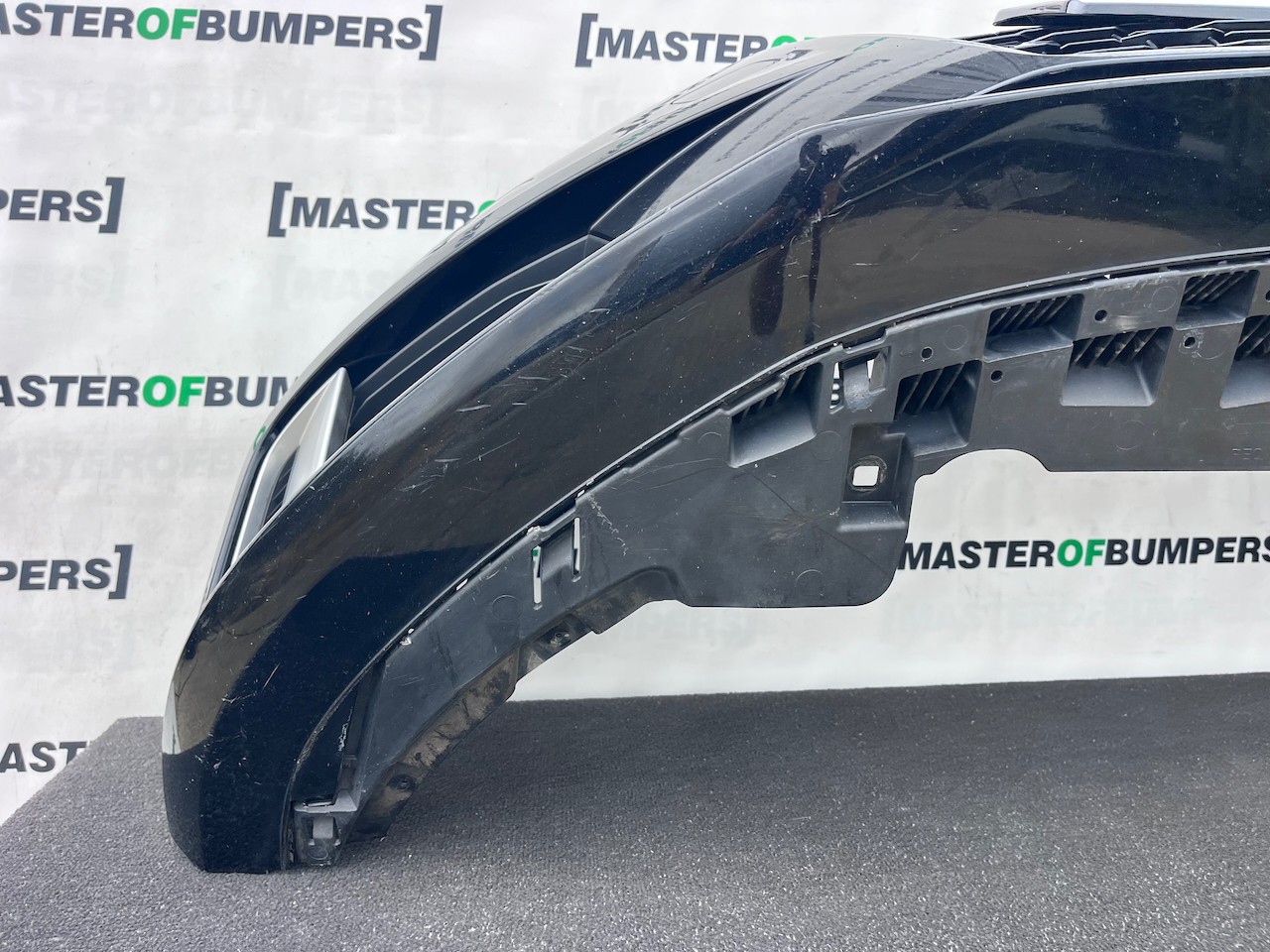 Audi A3 Se Hatchback Lift 2016-2019 Front Bumper No Pdc Jets Genuine [a965]