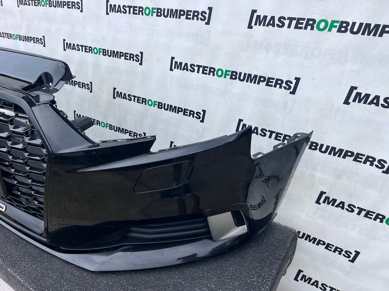 Audi A3 Se Hatchback Lift 2016-2019 Front Bumper No Pdc Jets Genuine [a965]