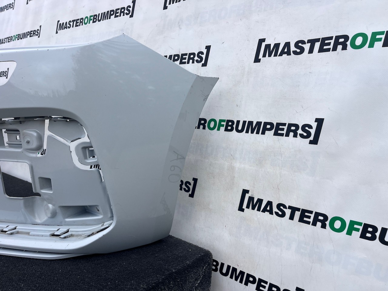 Audi A1 Technik Se Hatchback Mk2 2019-2023 Front Bumper Jets Genuine [a60]