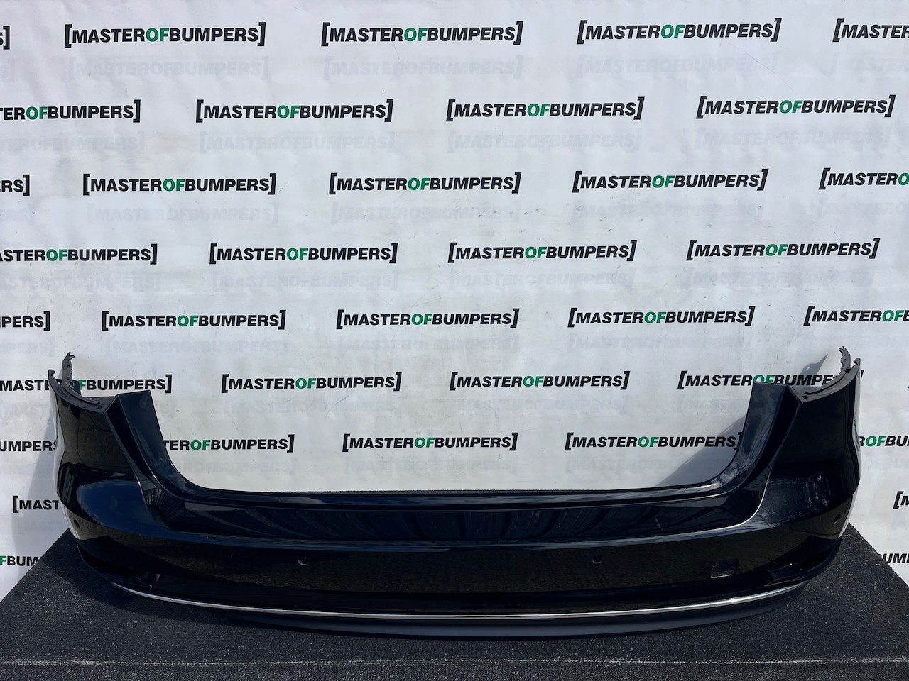 Audi A4 Se Sport Avant Estate B9 2016-2019 Rear Bumper 4 Pdc Genuine [a68]