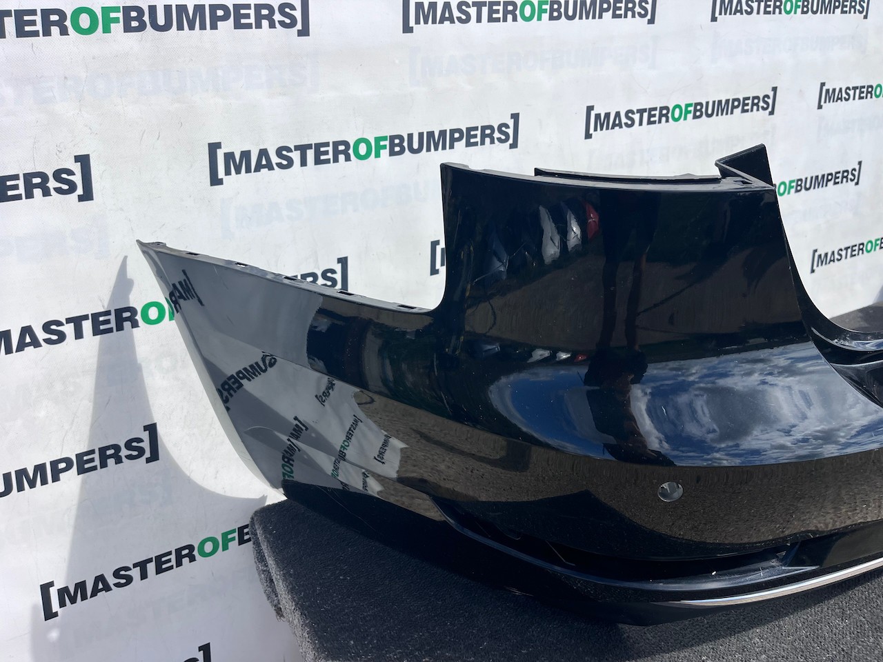Audi A4 Se Sport Avant Estate B9 2016-2019 Rear Bumper 4 Pdc Genuine [a68]