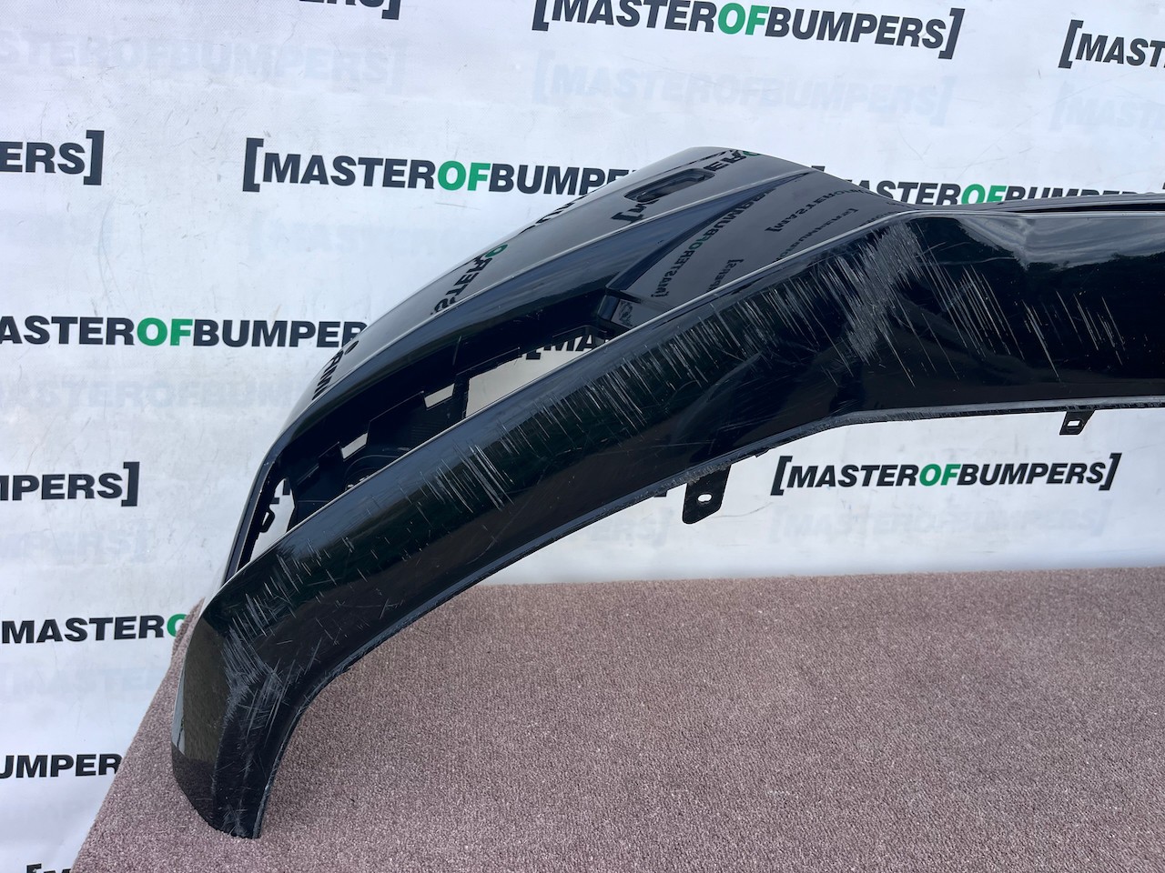 Audi A4 Se Sport Saloon Avant 2016-2018 Front Bumper 4 Pdc No Jets Genuine [a96]