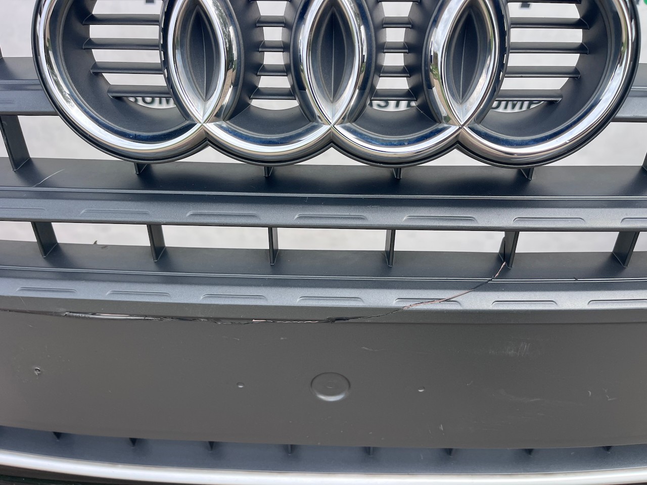 Audi Q3 S Line Mk1 Lift 2015-2018 Front Bumper No Pdc Jets Genuine [a112]