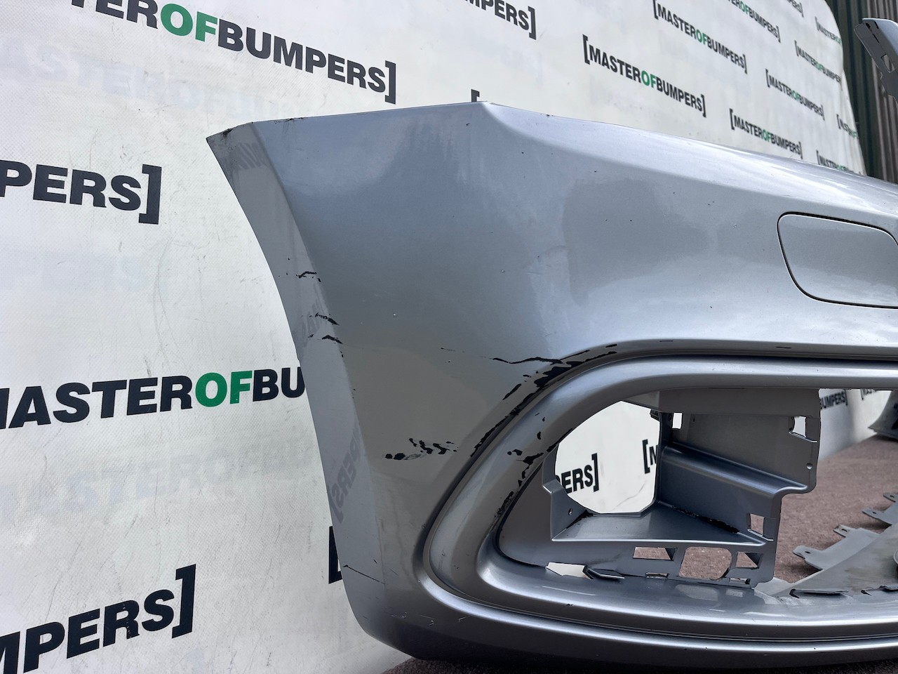 Audi Q5 S-line Suv Mk1 Lift 2012-2016 Front Bumper 4 Pdc Jets Genuine [a121]