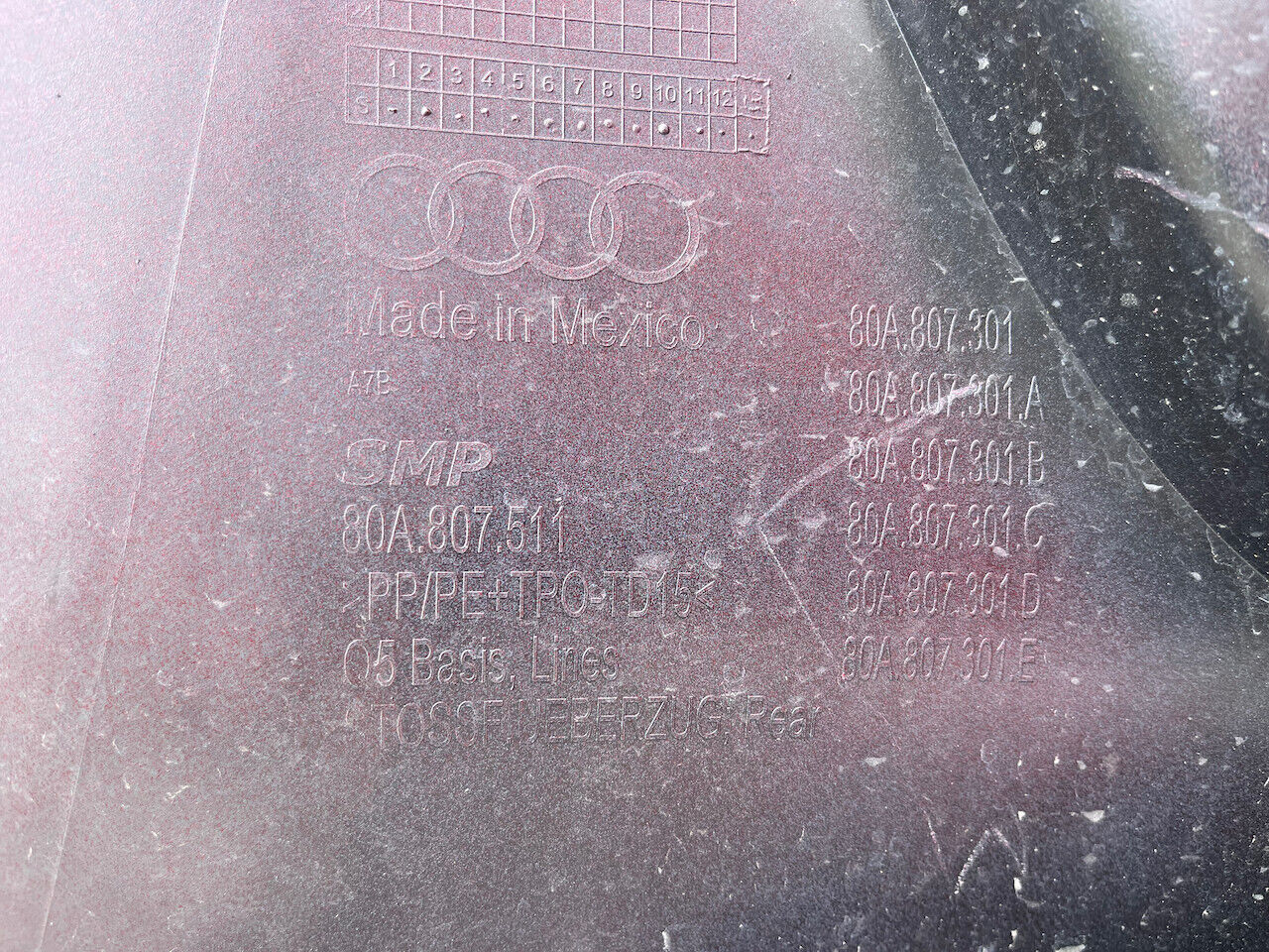 Audi Q5 Sport 30 35 40 45 50 Suv 2017-2020 Rear Bumper 6 Pdc Genuine [a329]