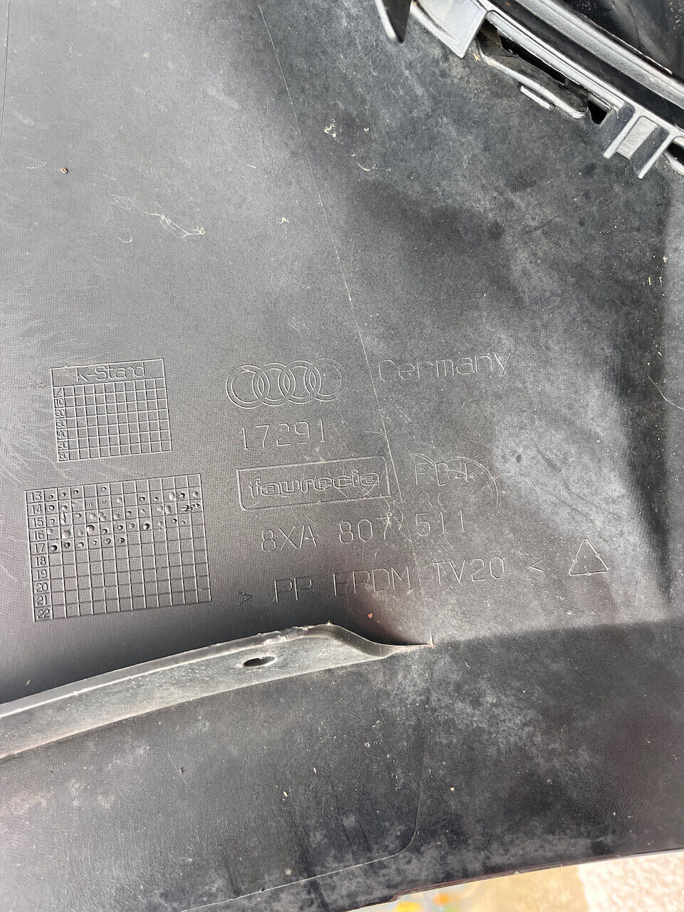 Audi A1 Se 3 And 5 Doors Lift 8xa 2015-2018 Rear Bumper 4 Pdc Genuine [a514]