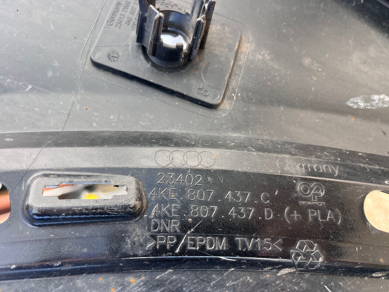 Audi Etron E-tron S Line Suv 2019-2024 Front Bumper 6 Pdc +jets Genuine [a772]