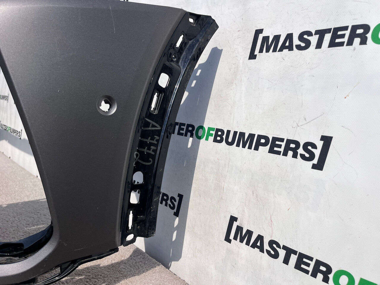 Audi Etron E-tron S Line Suv 2019-2024 Front Bumper 6 Pdc +jets Genuine [a772]