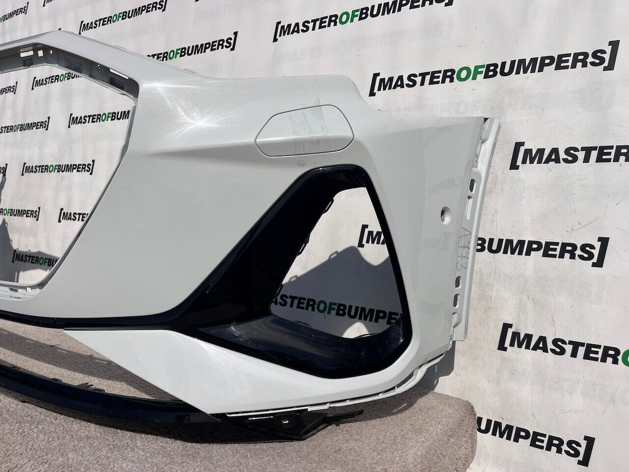 Audi Etron E-tron S Line Suv 2019-2024 Front Bumper 6 Pdc +jets Genuine [a773]