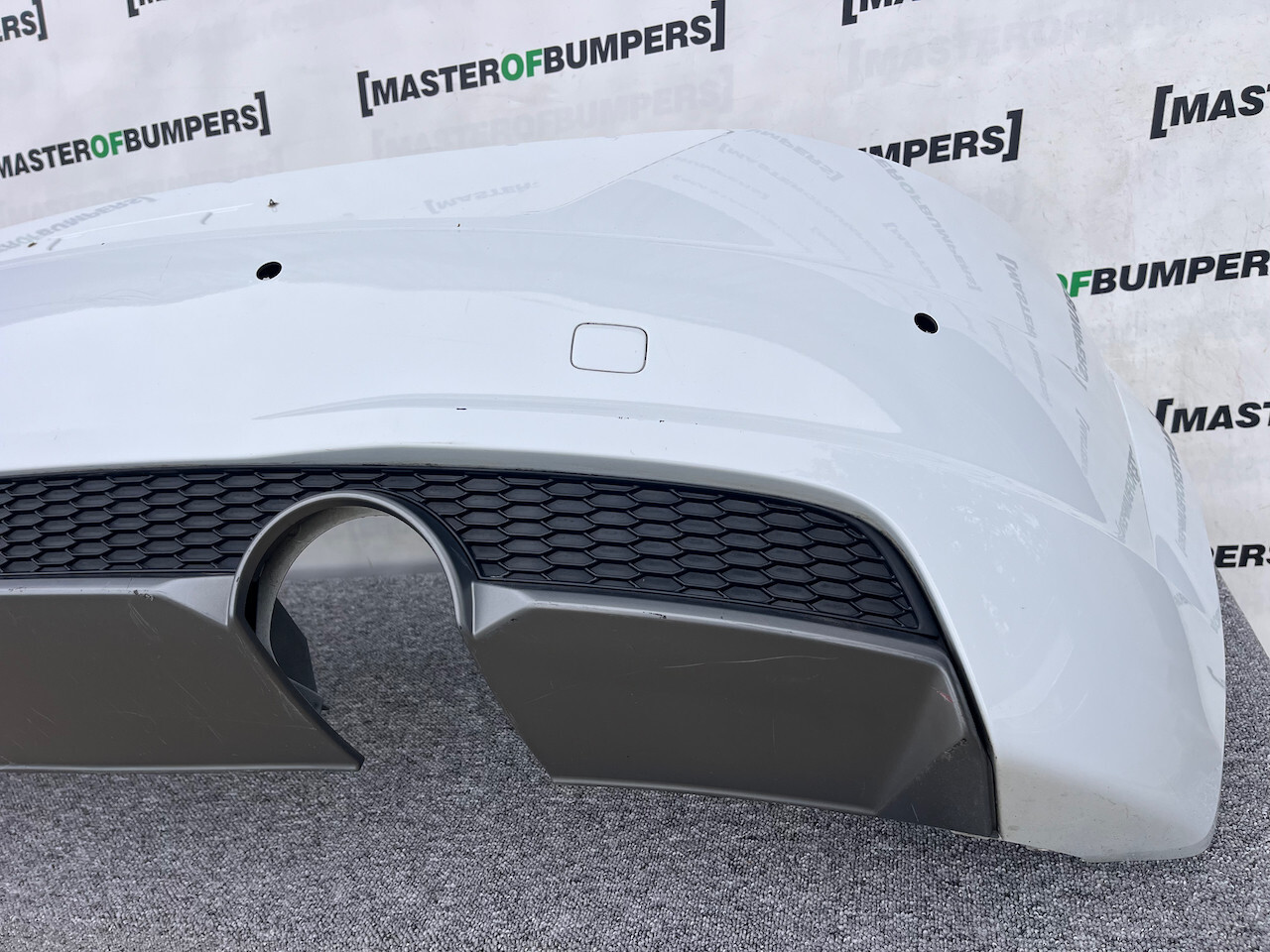 Audi Tt S Line Tts Coupe Cabrio Tfsi 2015-2018 Rear Bumper 4 Pdc Genuine [a807]