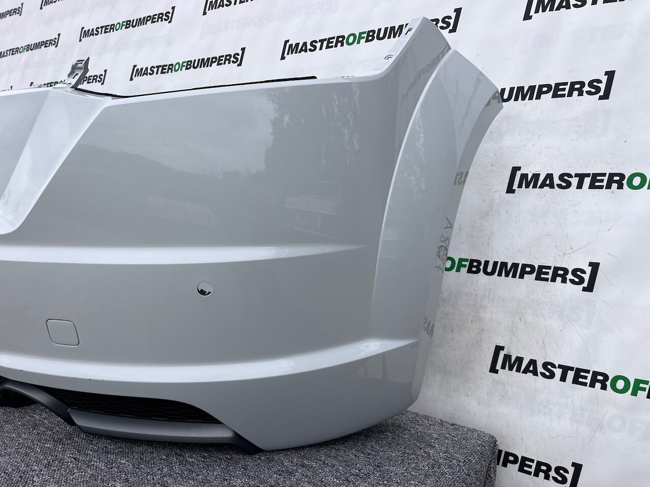 Audi Tt S Line Tts Coupe Cabrio Tfsi 2015-2018 Rear Bumper 4 Pdc Genuine [a807]