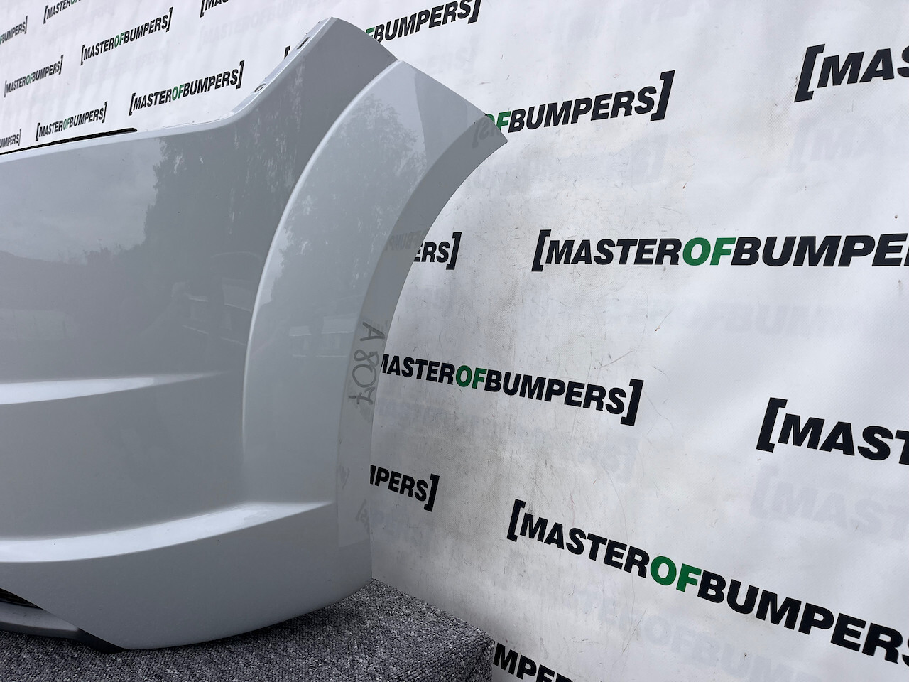 Audi Tt S Line Tts Coupe Cabrio Tfsi 2015-2018 Rear Bumper 4 Pdc Genuine [a807]