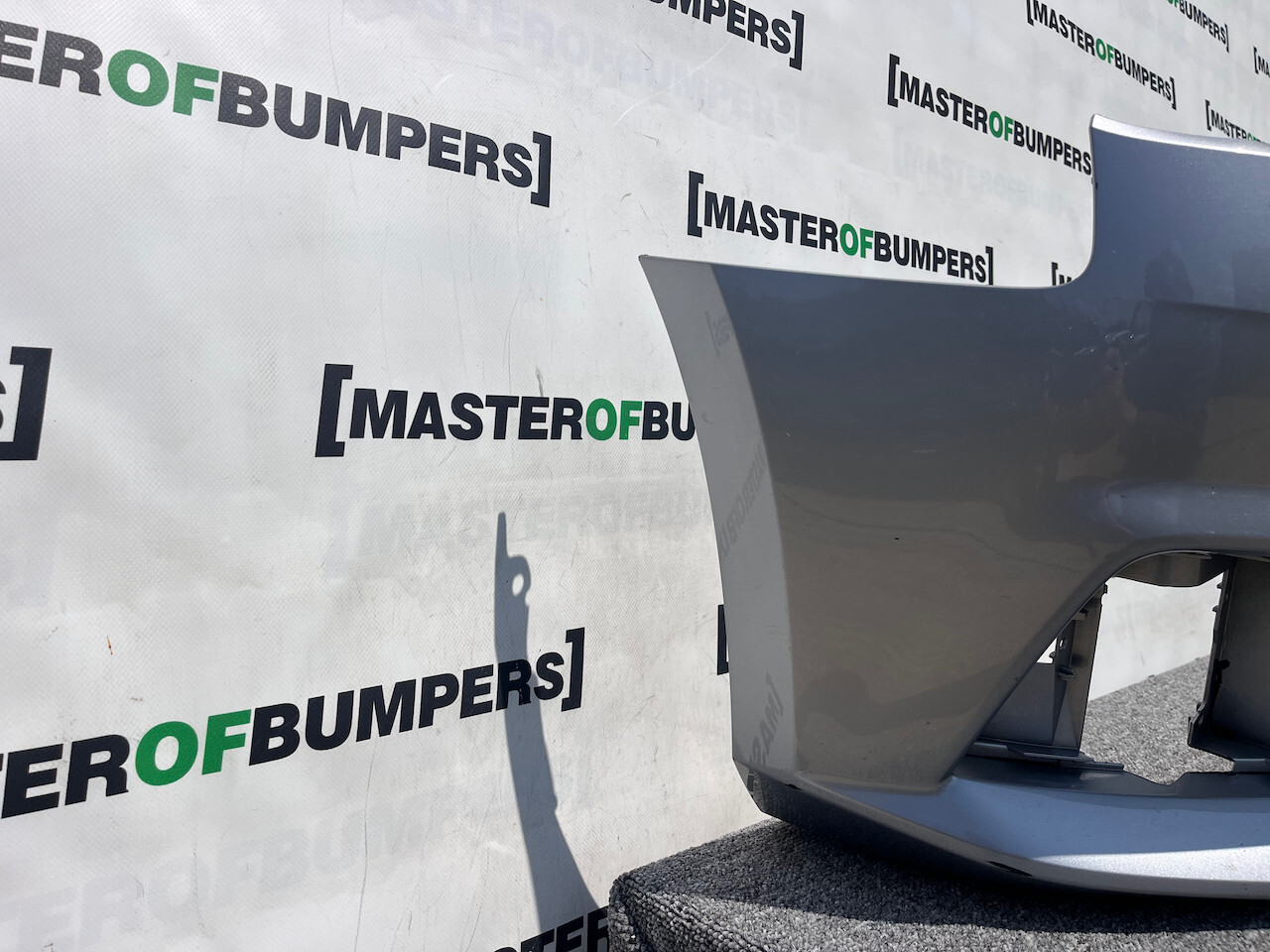 Audi A4 Se Sport B9 Saloon Avant 2016-2018 Front Bumper 4 Pdc Genuine [a834]