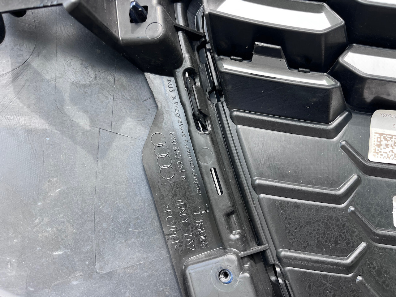 Audi A3 Se Sport Technik 8y Hatchback 2020-2024 Front Bumper 6pdc Genuine [a851]