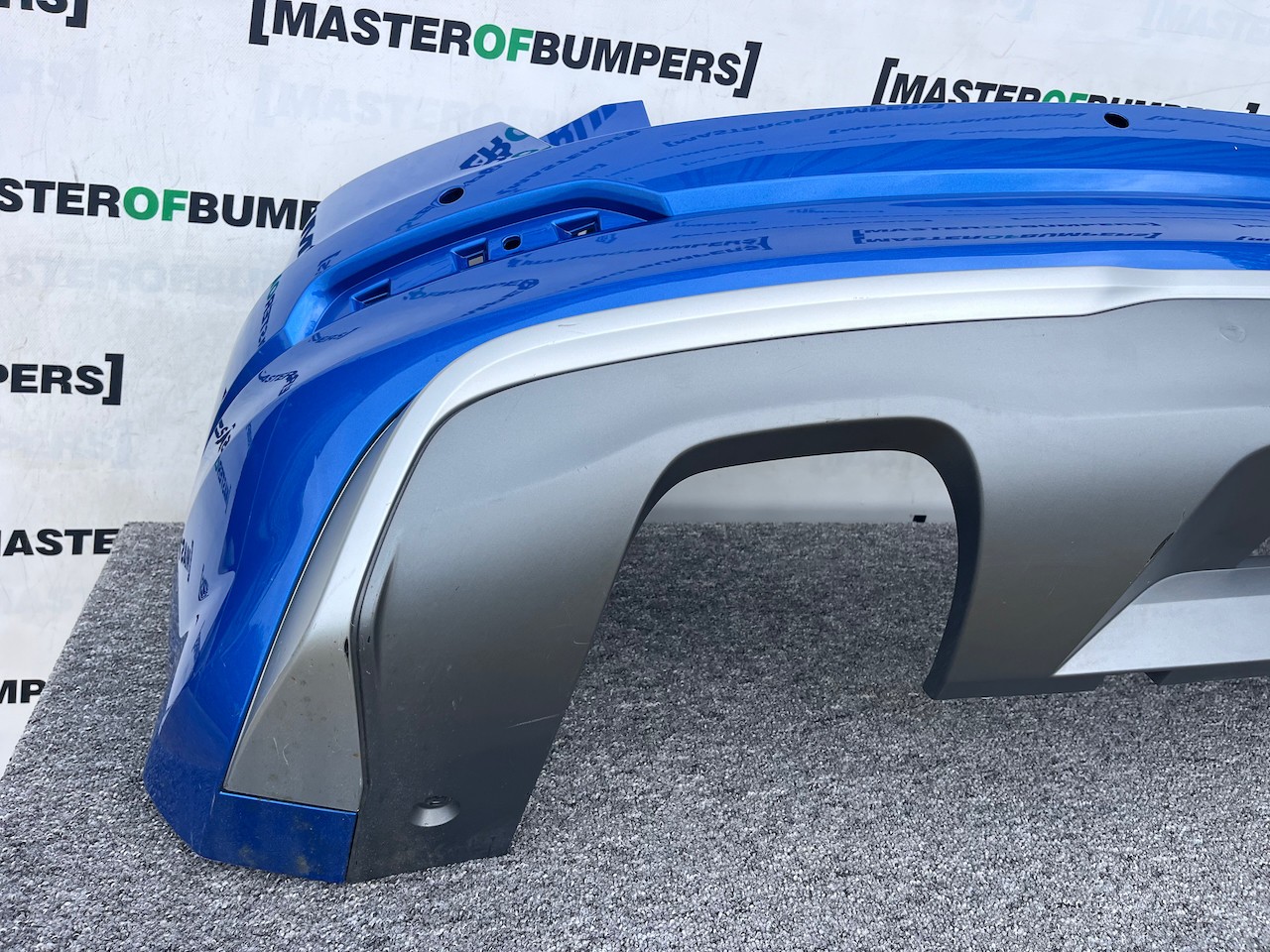 Audi Q2 S Line Mpv 2016-2019 Rear Bumper Blue W/diffuser 4 Pdc Genuine [a819]