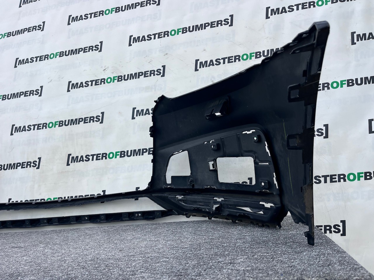 Audi Q3 S Line Edition Competition 2015-2018 Front Bumper 4 Pdc Genuine [a845]