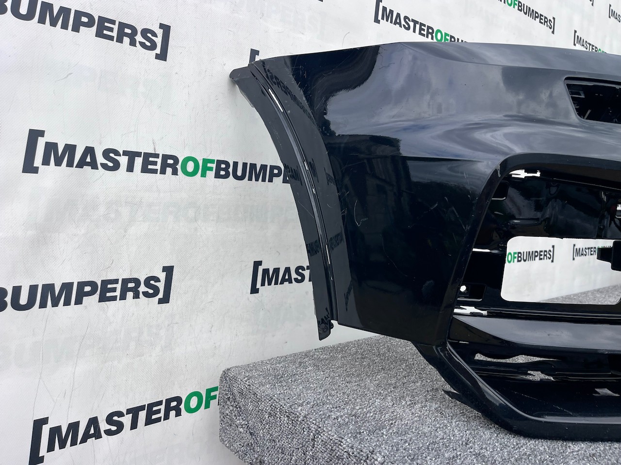 Audi Q3 S Line Edition Competition 2015-2018 Front Bumper 4 Pdc Genuine [a845]