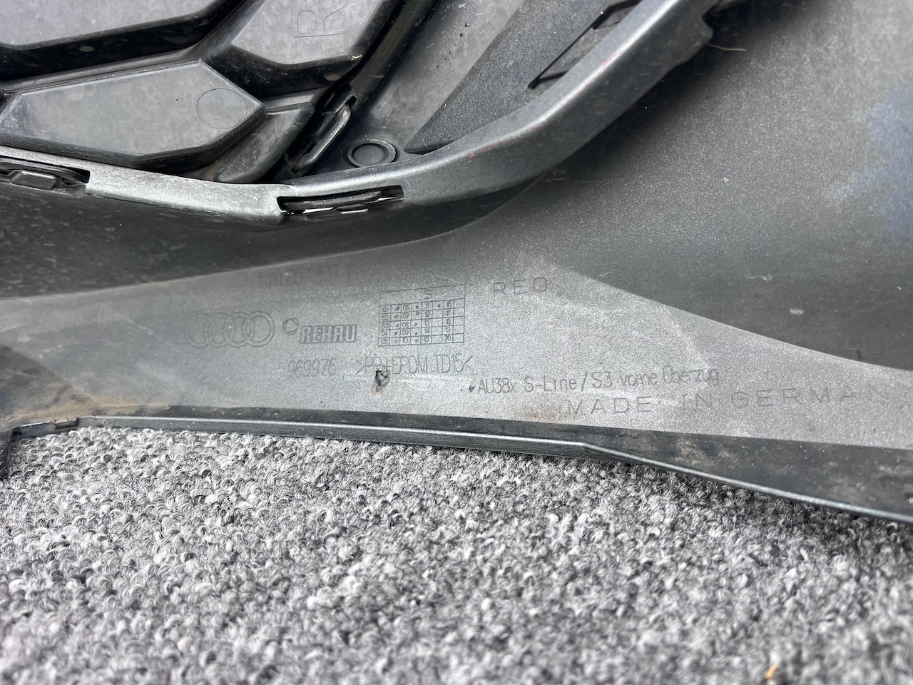 Audi A3 S-line 8y Hatchback 2020-20223 Front Bumper 6 Pdc Genuine [a853]