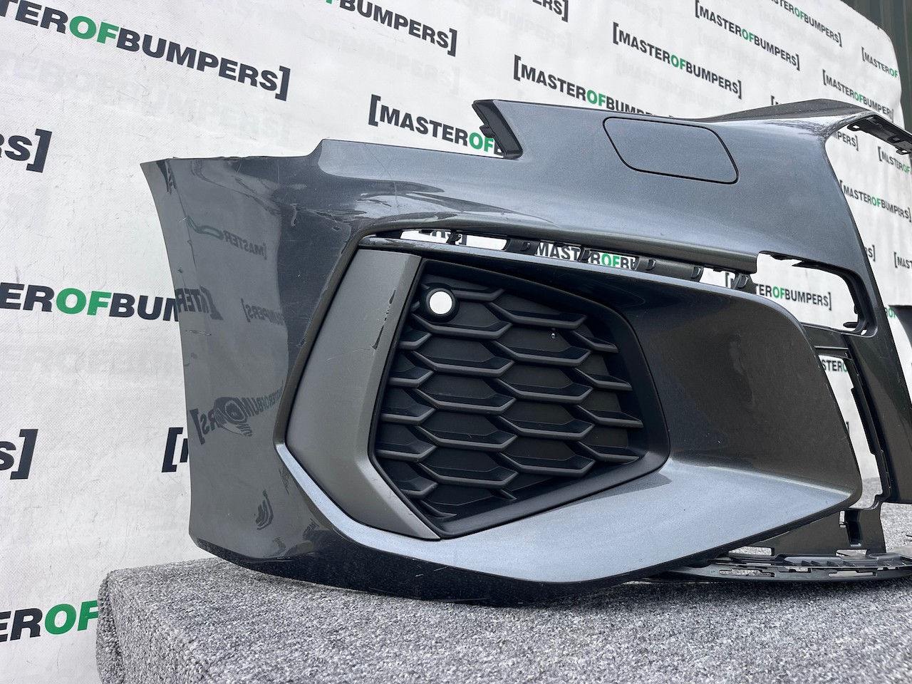 Audi A3 S-line 8y Hatchback 2020-20223 Front Bumper 6 Pdc Genuine [a853]