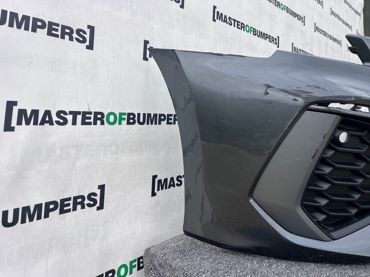 Audi A3 S-line 8y Hatchback 2020-20223 Front Bumper 6 Pdc Genuine [a853]