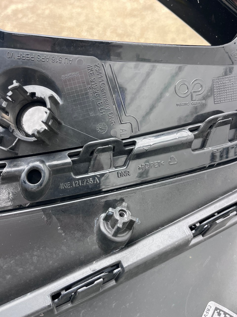 Audi E-tron S-line Launch Edition 2019-2022 Front Bumper 6 Pdc Genuine [a858]