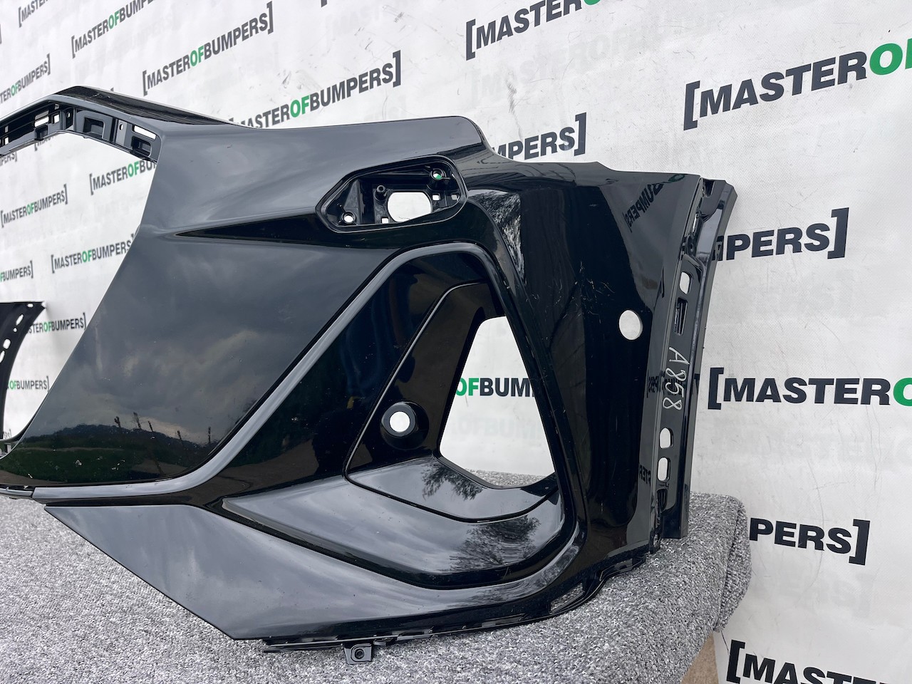 Audi E-tron S-line Launch Edition 2019-2022 Front Bumper 6 Pdc Genuine [a858]