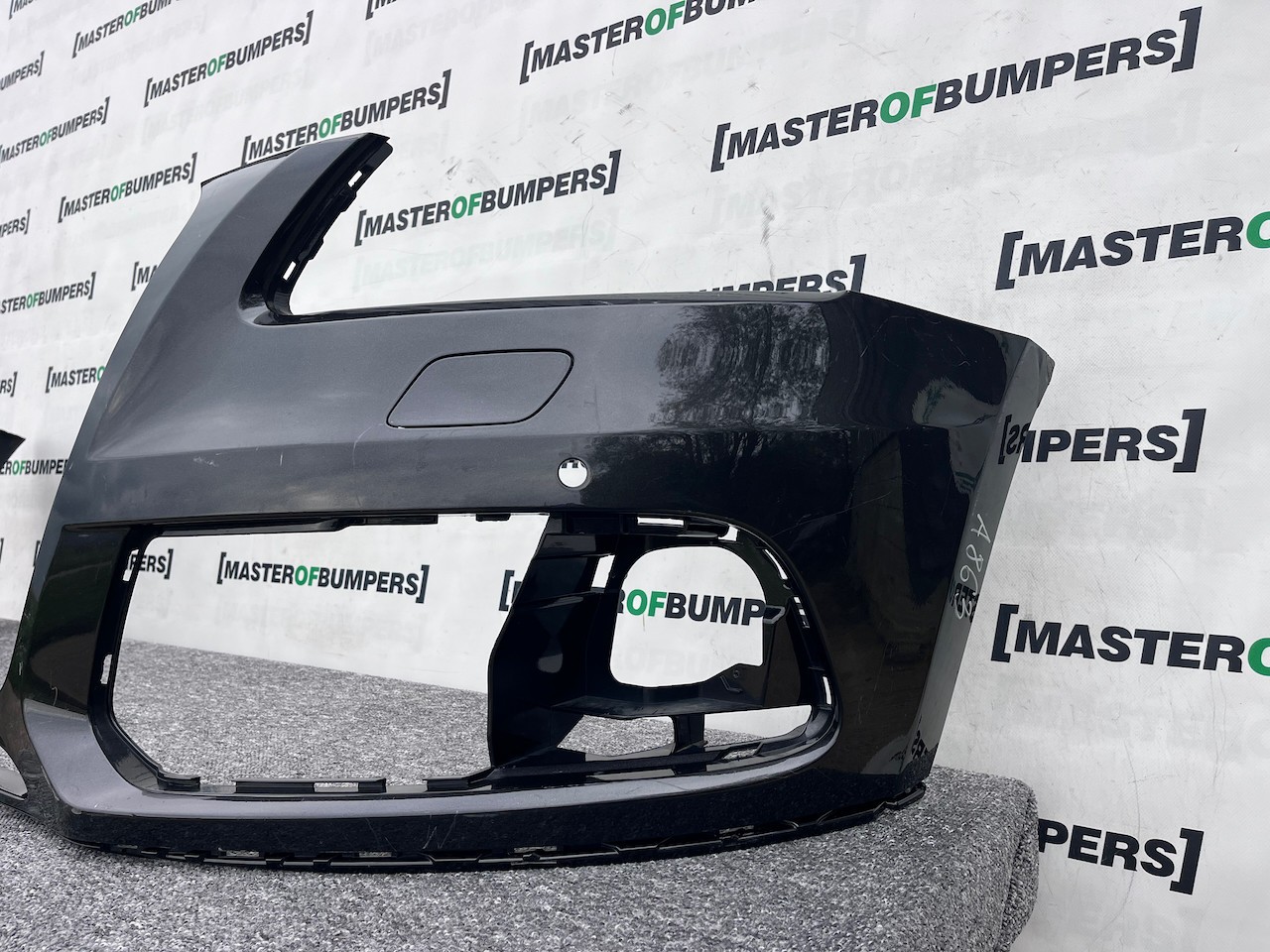 Audi Q5 Se Quattro Suv Mk1 Lift 2012-2016 Front Bumper 4 Pdc Genuine [a863]