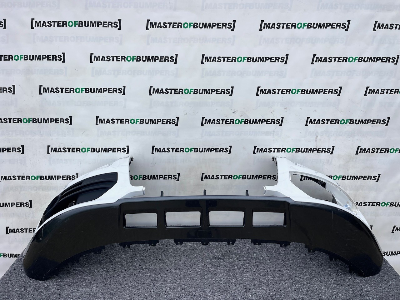 Audi Q5 Se Quattro Suv Mk1 2008-2011 Front Bumper 4 Pdc Genuine [a864]