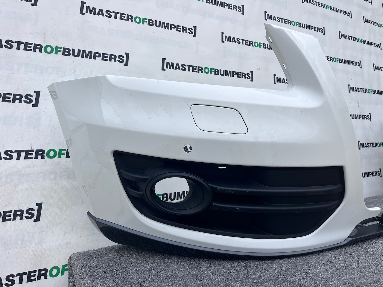 Audi Q5 Se Quattro Suv Mk1 2008-2011 Front Bumper 4 Pdc Genuine [a864]